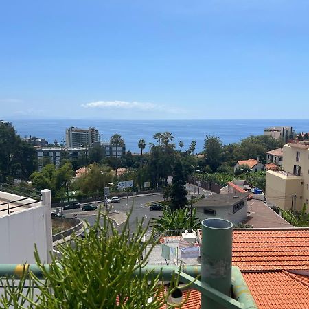Angie'S Apartment Funchal  Exterior photo