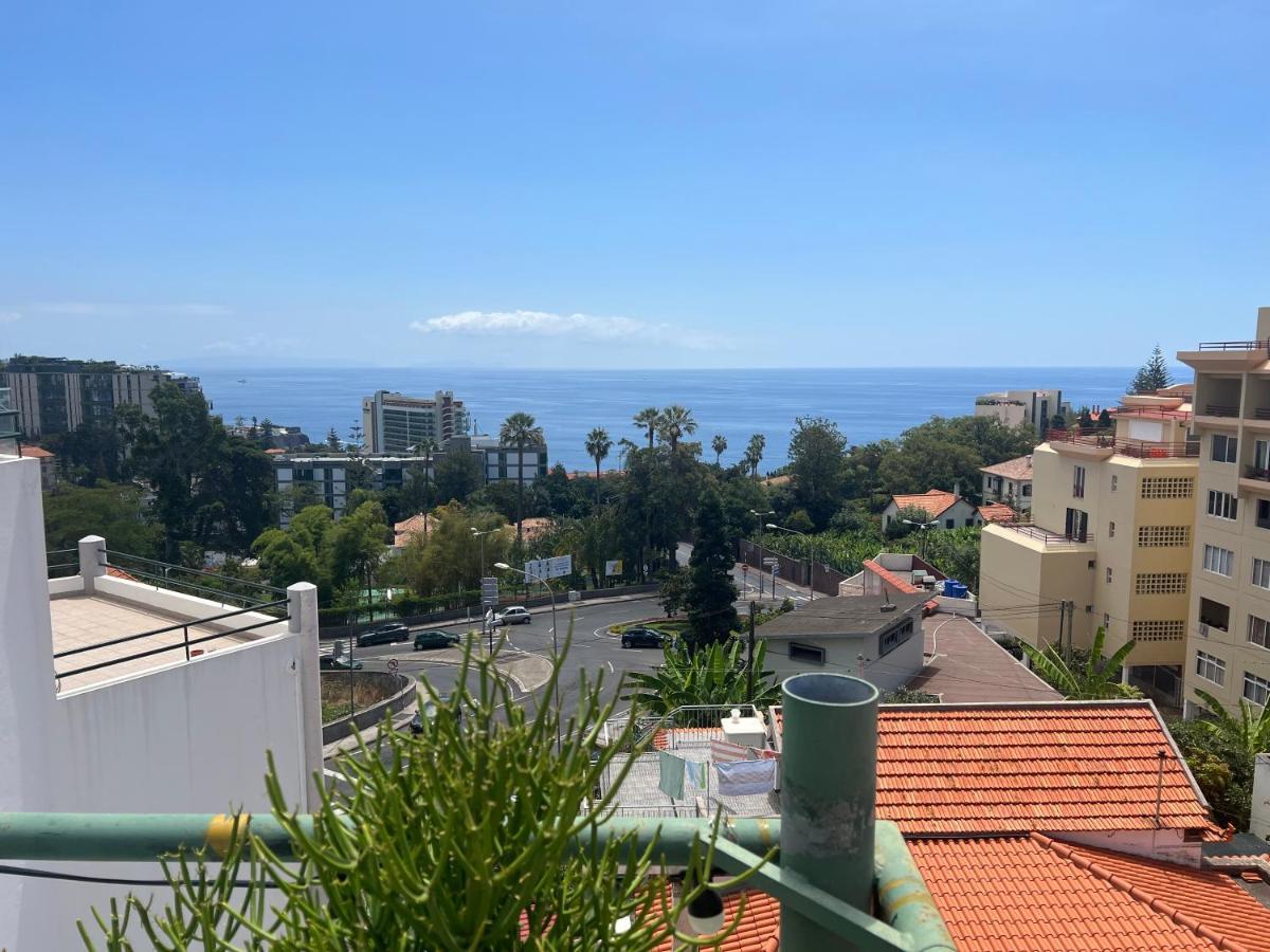 Angie'S Apartment Funchal  Exterior photo